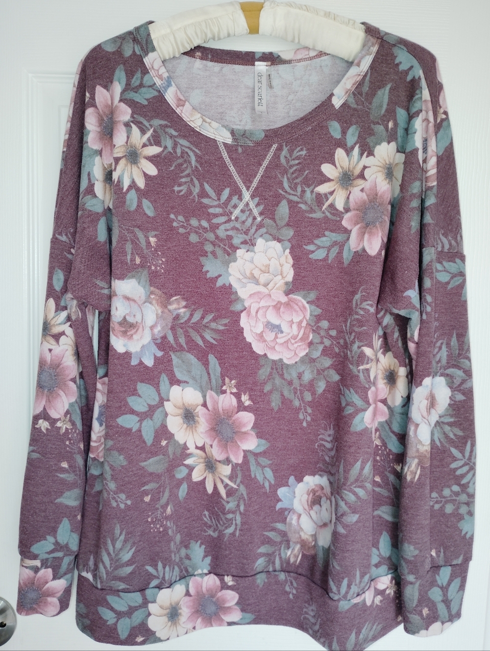 Floral Long-Sleeve Pullover Top - Mauve Floral Dear Scarlett Large